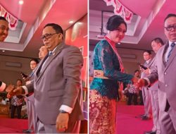 Suasana haru dan bangga menyelimuti pelepasan 157 Sarjana Hukum Universitas Ngurah Rai